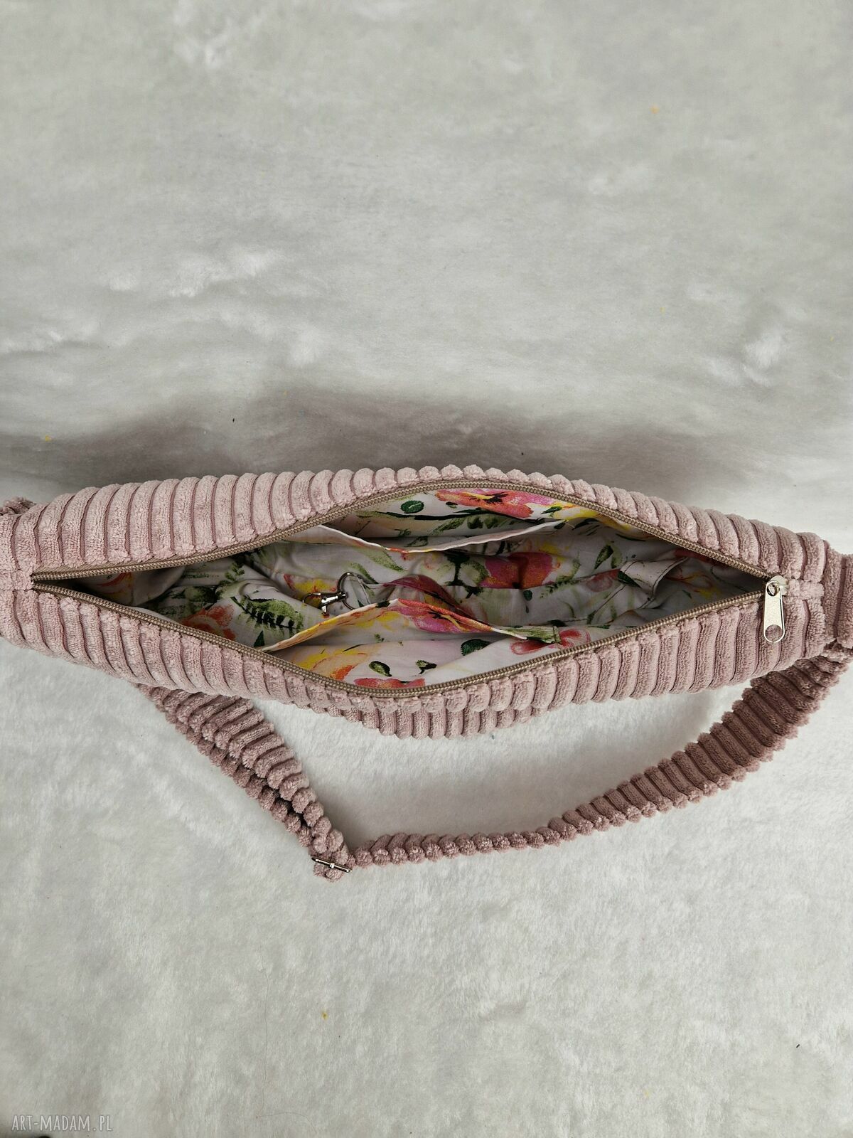 Torba Luna crossbody pudrowy róż - lekka damska nerka z sztruksu