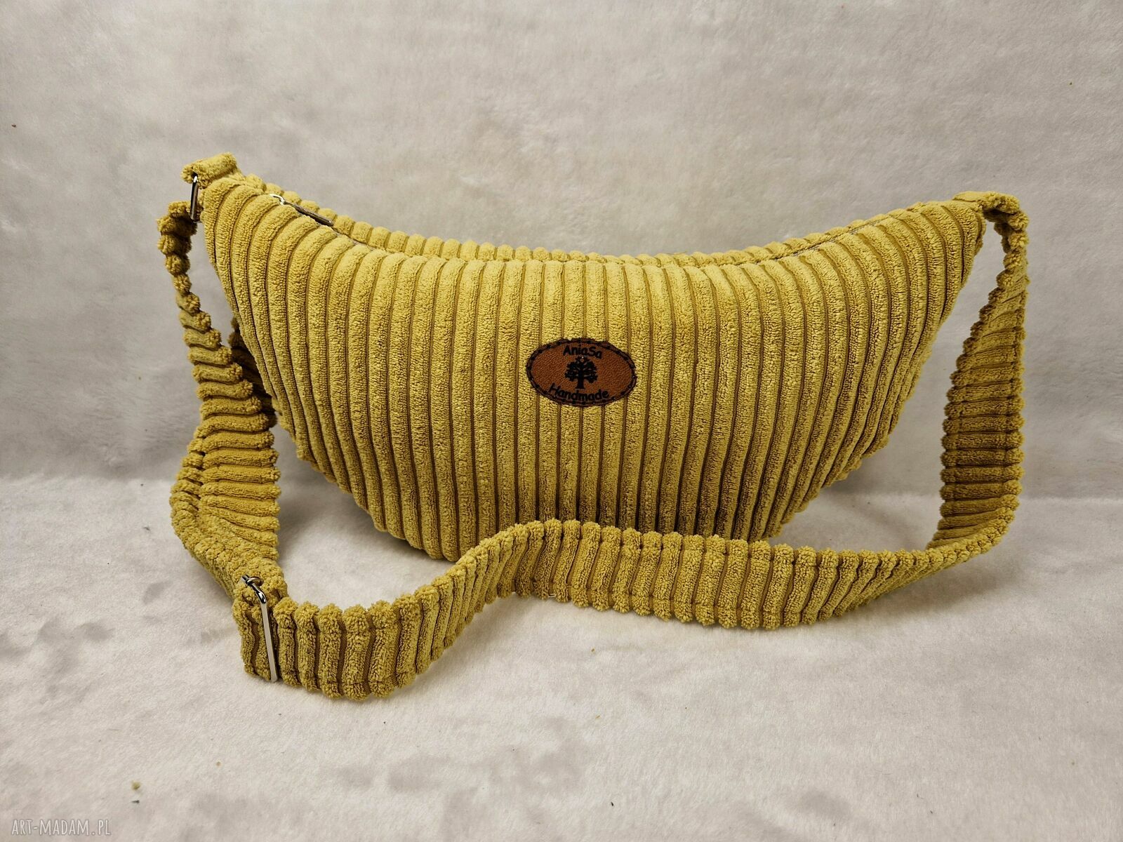 Torba Luna - żółta crossbody ze sztruksu, ręcznie szyta na ramię