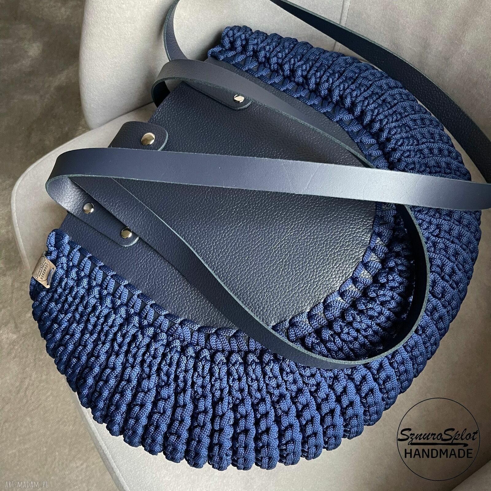Granatowa torba na ramię handmade ze skóry i sznurka