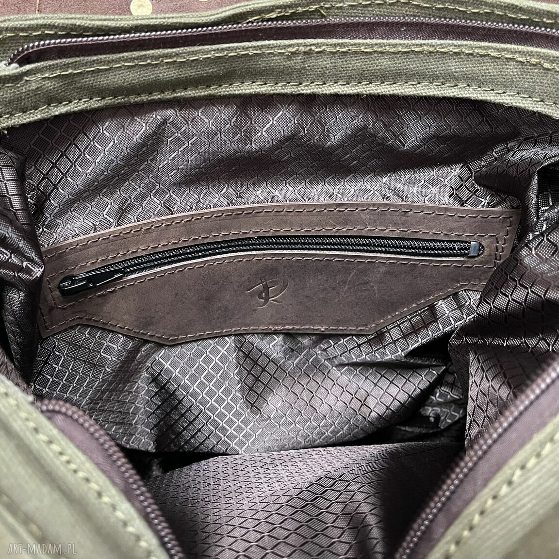 teczki: Torba plecak ze skóry i bawełny woskowanej khaki. hand made