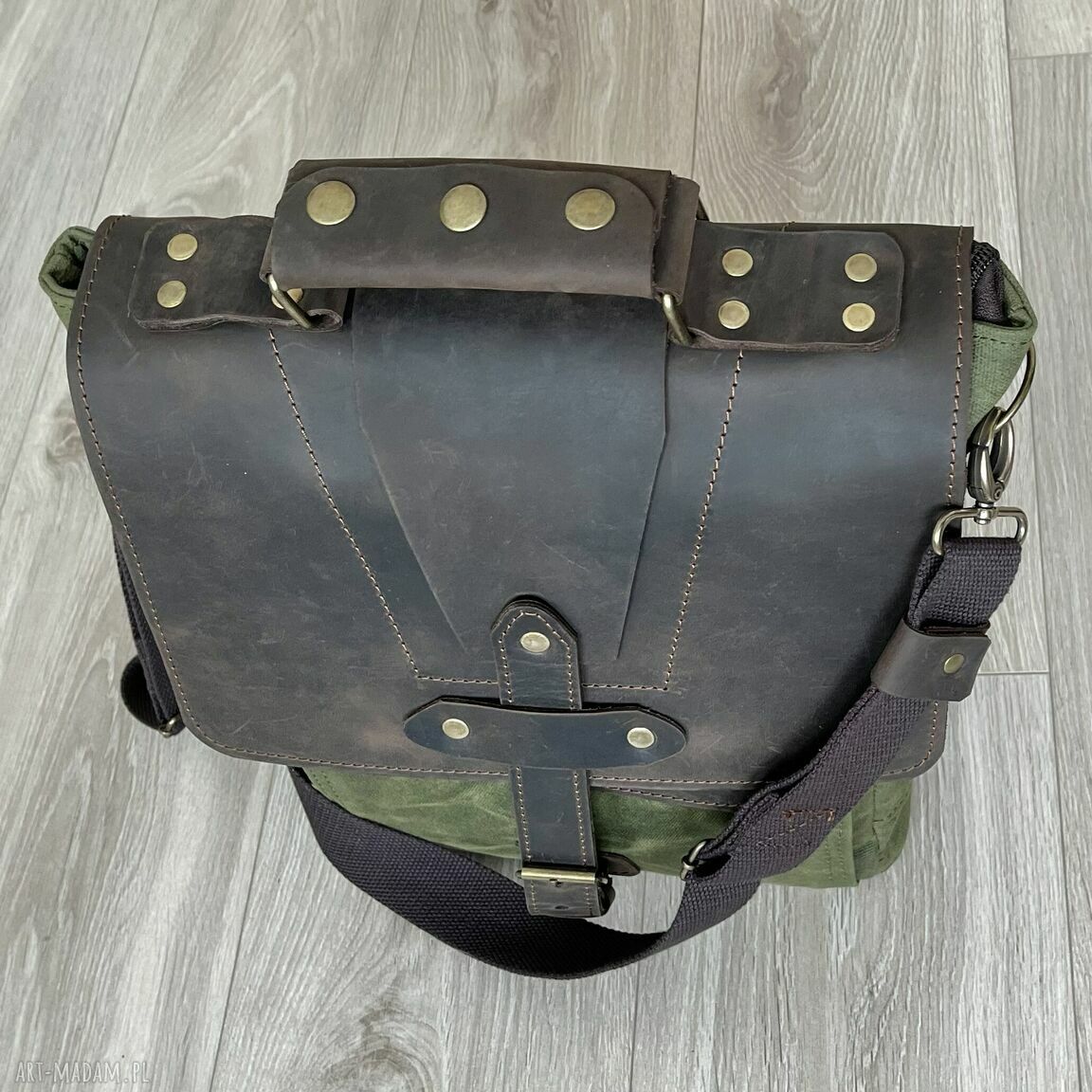 teczki: Torba plecak ze skóry i bawełny woskowanej zielona. Vintage. Ręcznie