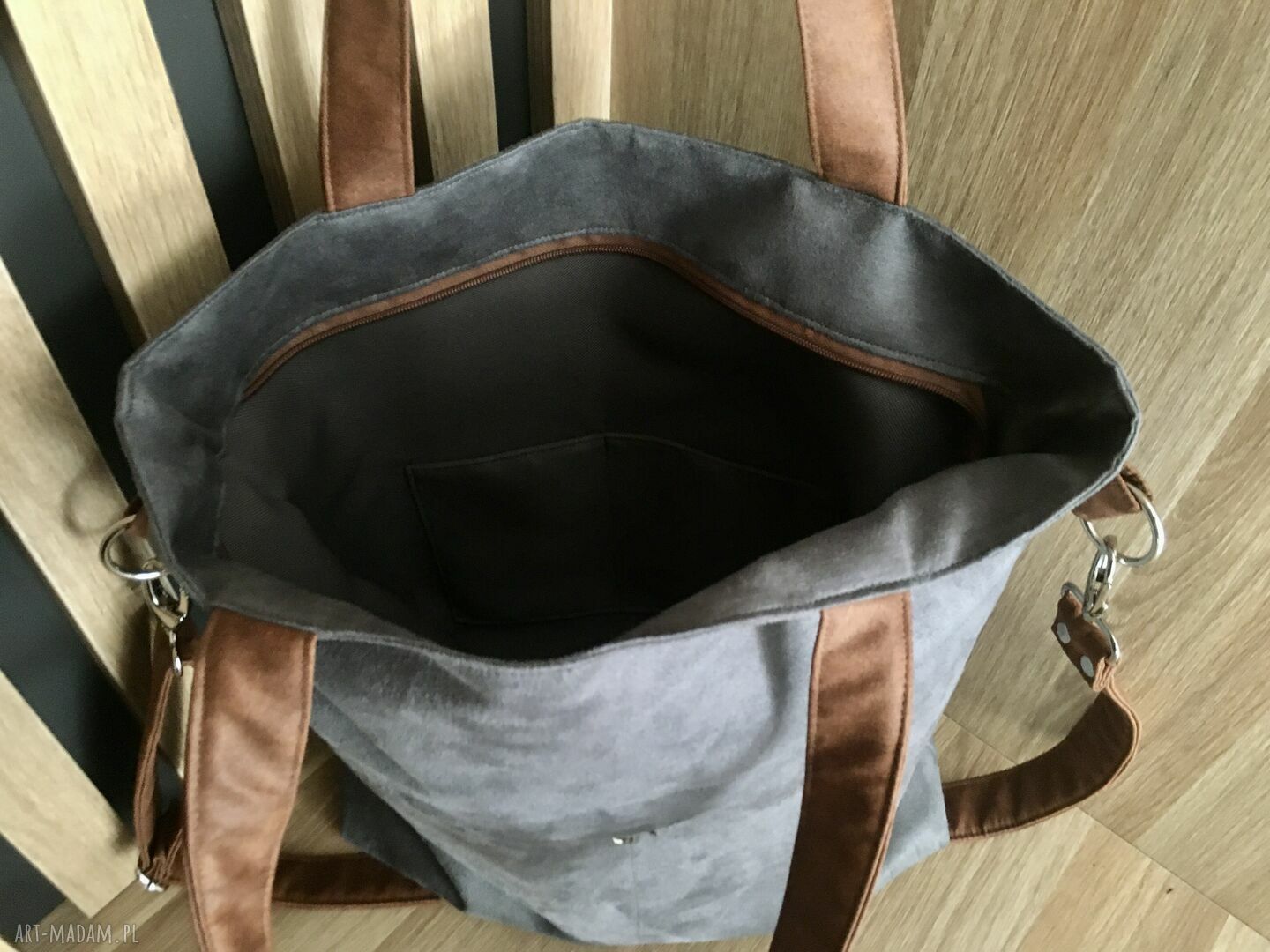 Torba na ramię - szarość i brąz z alcantry wegańskiej (shoper)