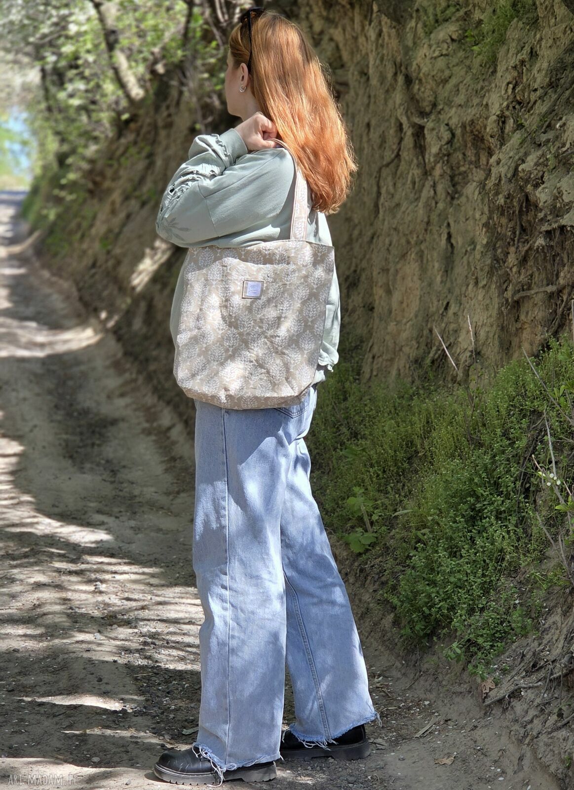 Beżowa torba shopper A4 w białe drzewa dla Mamy