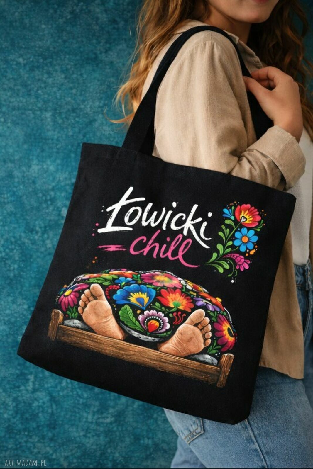 Torba shopper Łowicki Chill 50x50 - czarna wodoodporna z nadrukiem folk