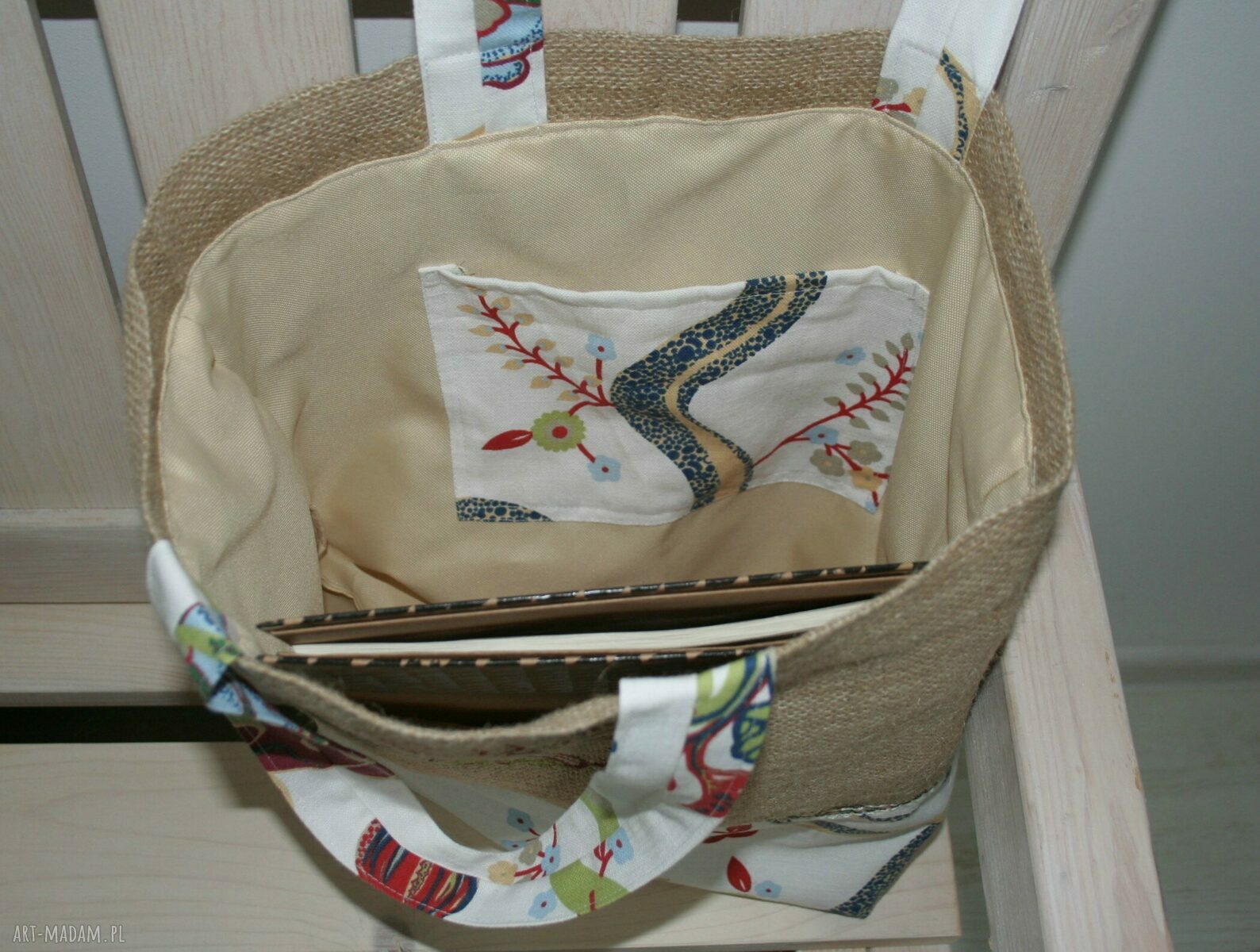Torba na zakupy z juty i haftem kwiatu - pojemna shopperka
