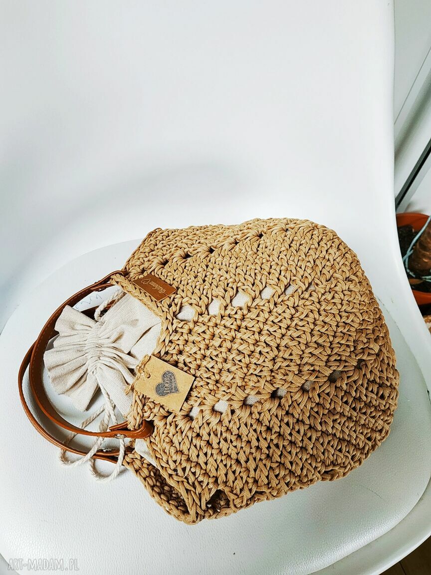 Torba Tulip Bag - ażurowa torebka na szydełku do ręki, beżowa 27x27 cm