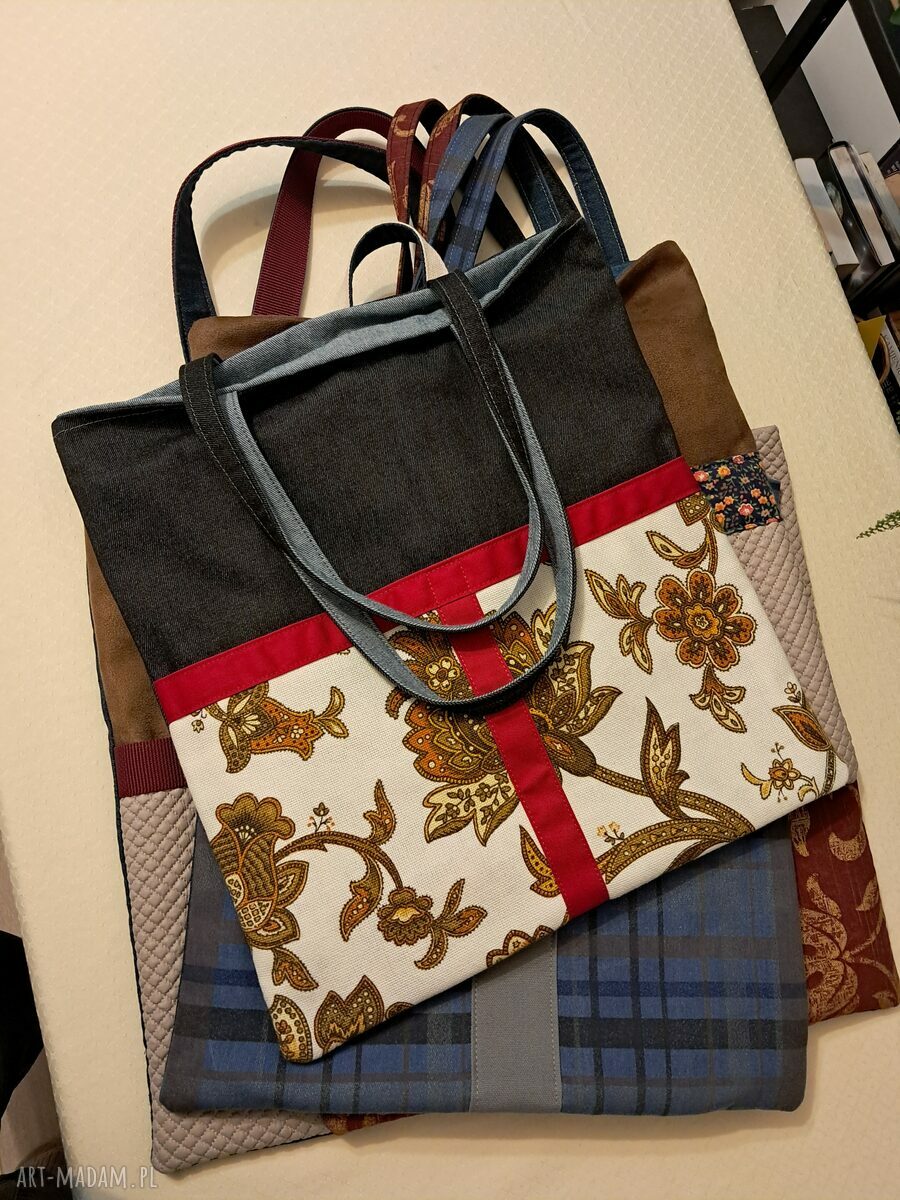 Torba na ramię handmade Bergamota - ozdobne kieszenie w kwiaty vintage i czerwone akcenty