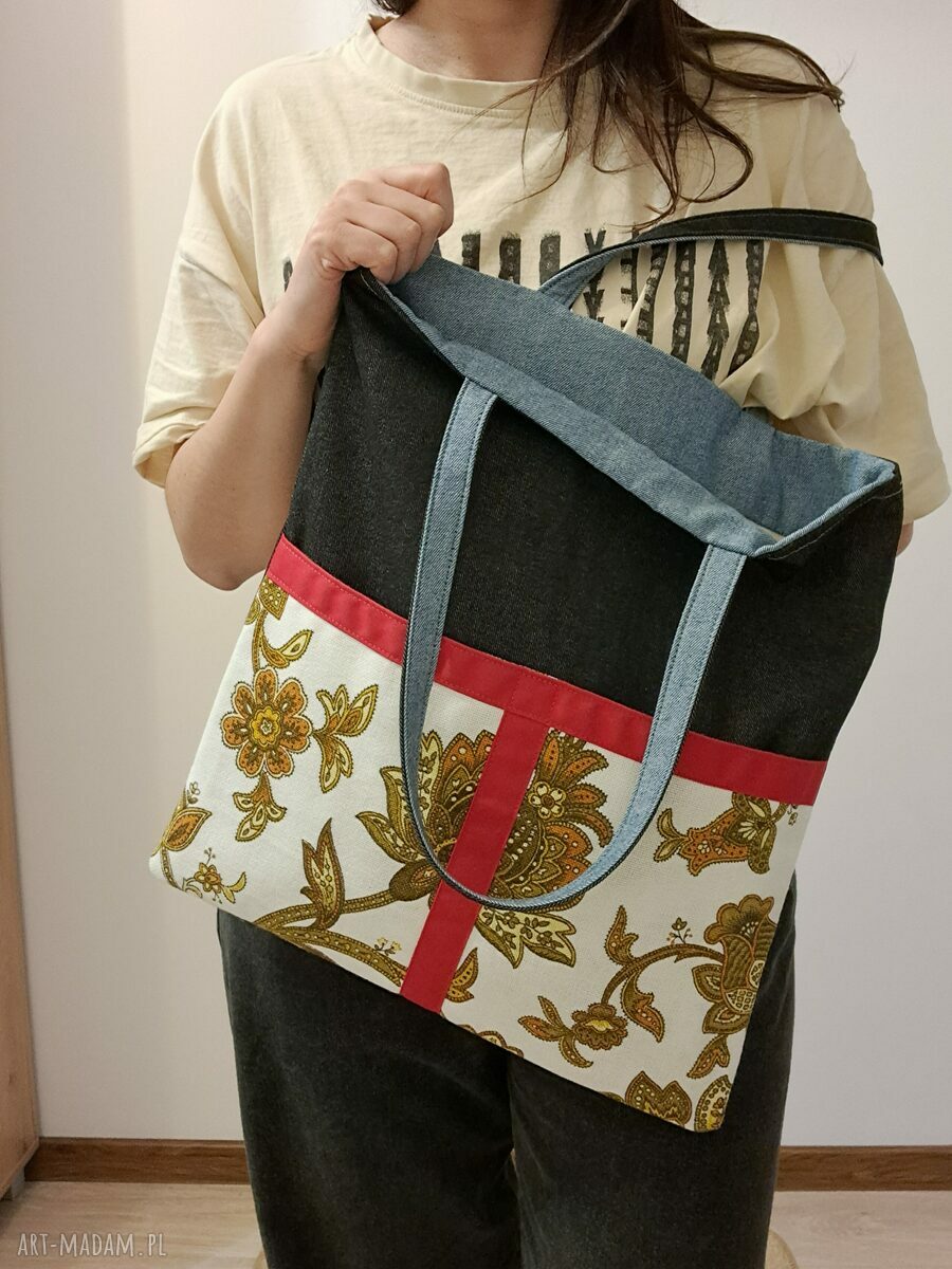Torba na ramię handmade Bergamota - ozdobne kieszenie w kwiaty vintage i czerwone akcenty