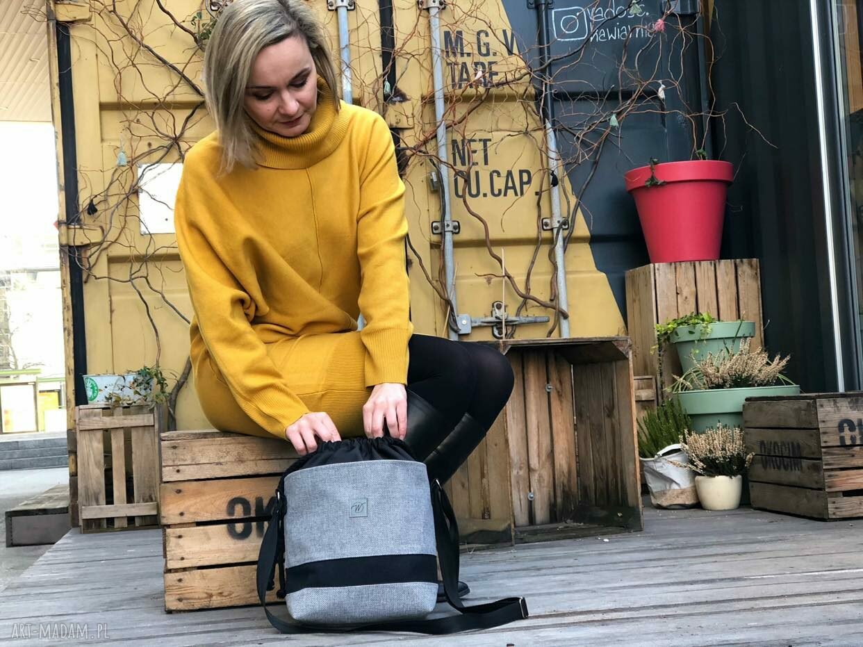 Torebka April Mini szara z czarnym - crossbody na ramię (handmade)