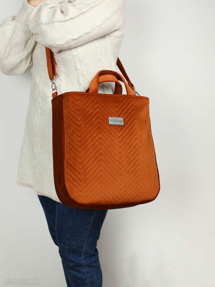 na ramię: Torebka damska Aurora z cynamonowego weluru Ręcznie wykonane