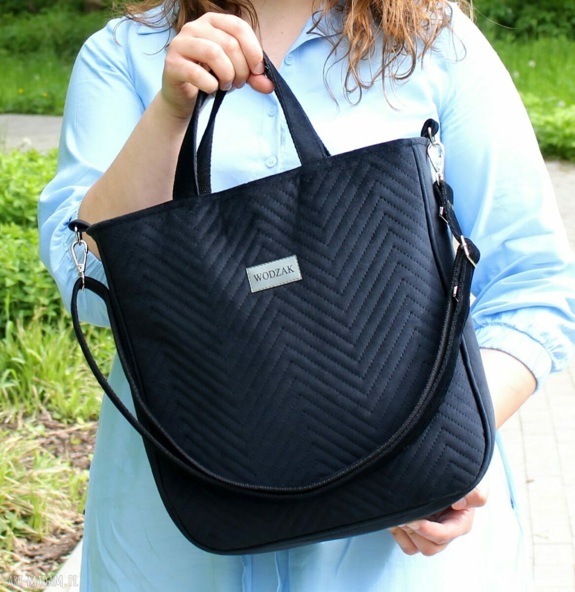 na ramię: Torebka damska Aurora z czarnego weluru Ręcznie wykonane