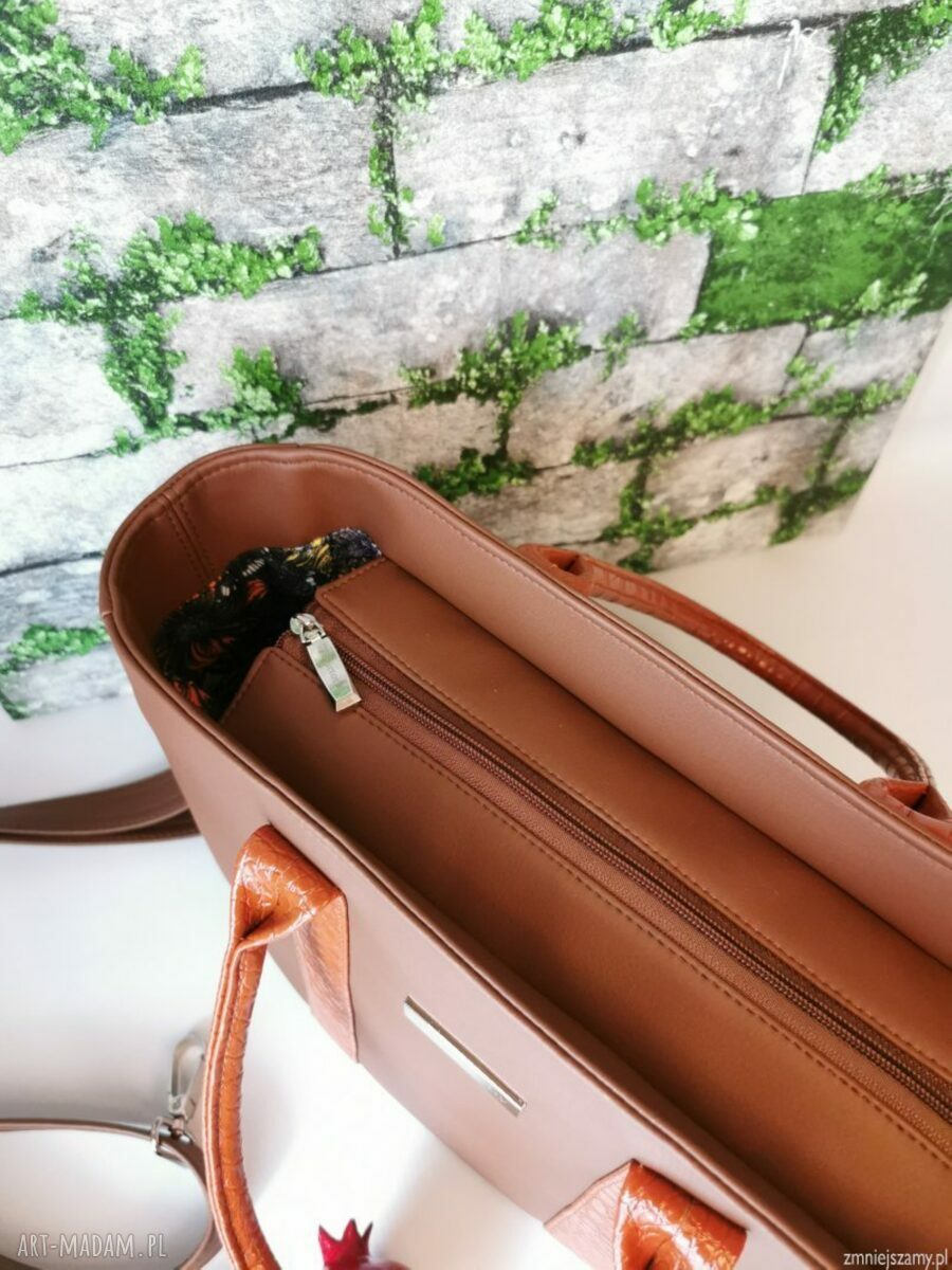 Torebka damska Sara na ramię - shopper A4 z brązowej ekoskóry