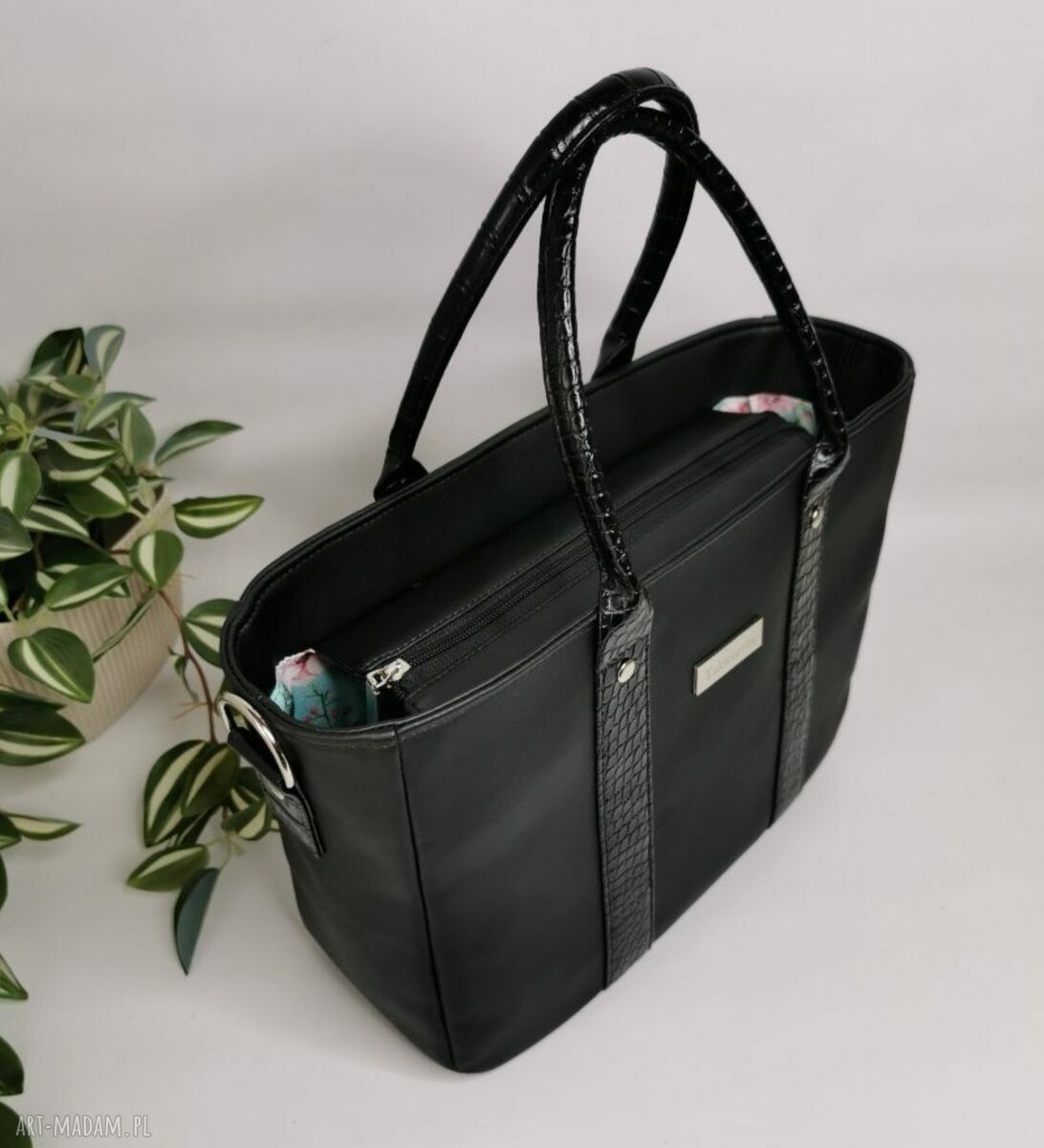 Torebka Sara - czarna ekoskóra, shopper na ramię (A4)