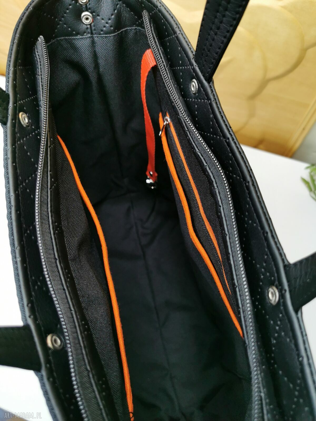 Torebka damska shopper bag na ramię z kosmetyczką - bukiet kwiatów