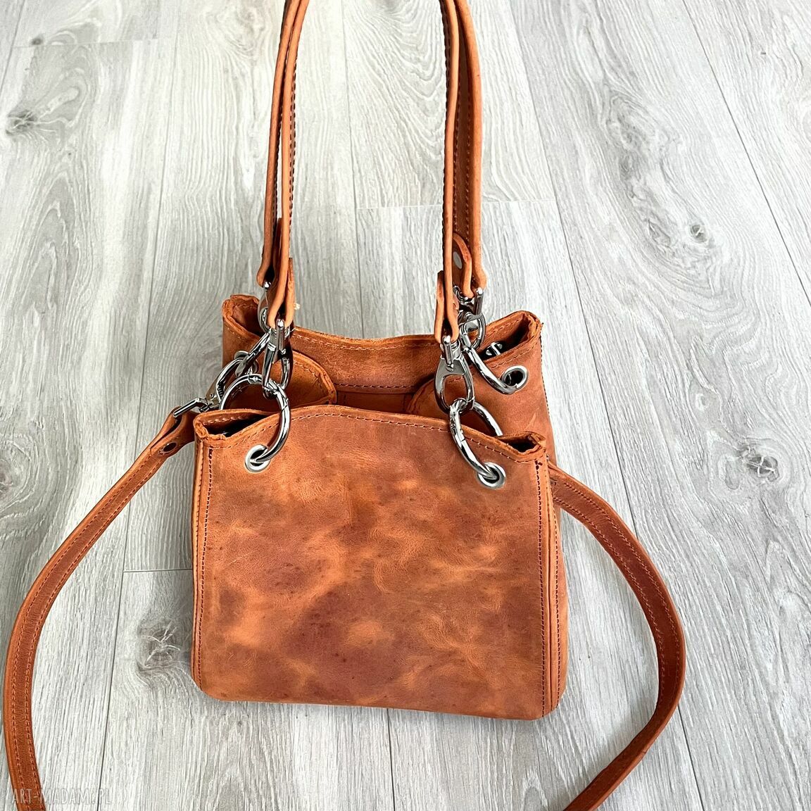 na ramię: Torebka damska skórzana w kolorze pomarańczy. handmade