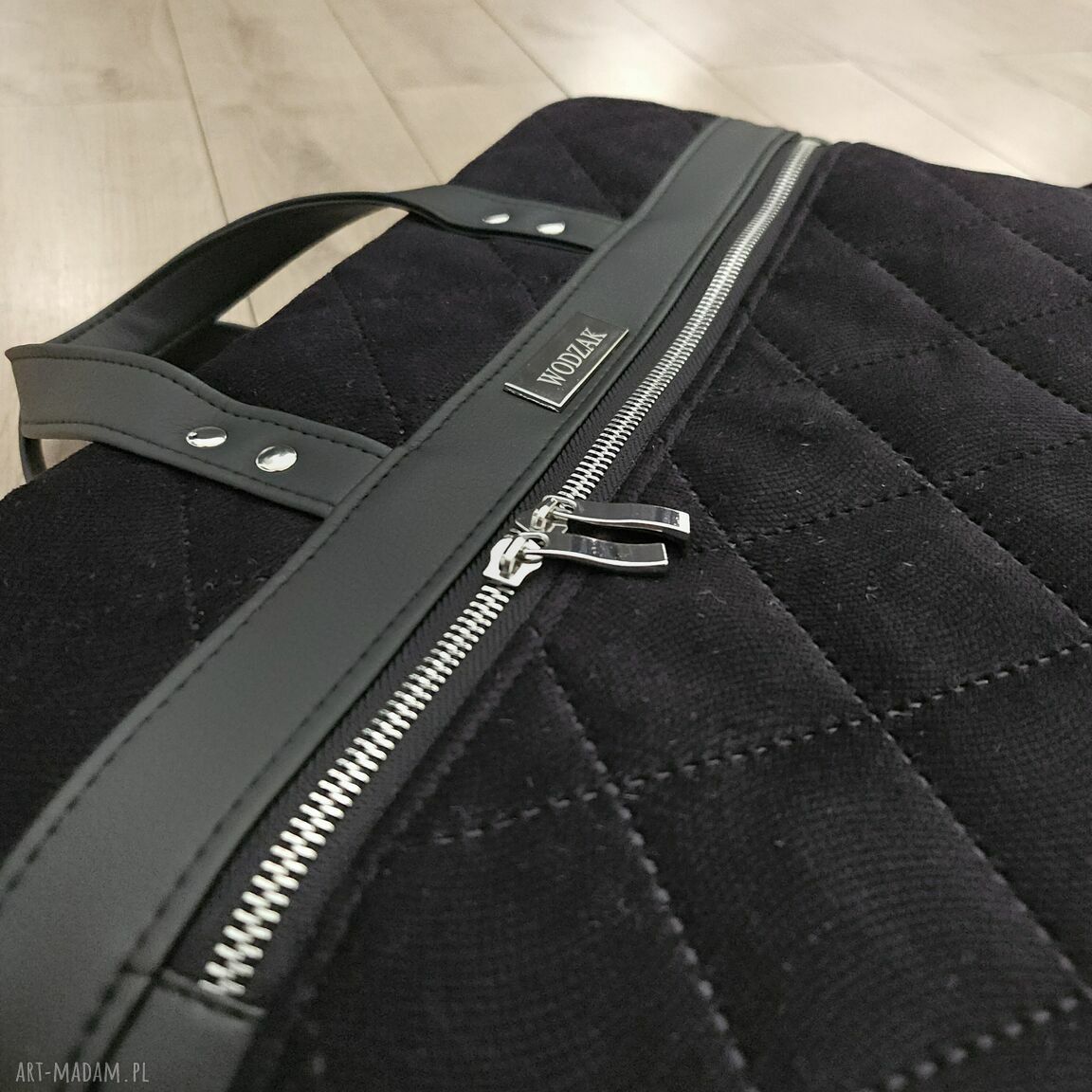 na laptopa: Torba biznesowa Melania czarna Ręczne wykonanie