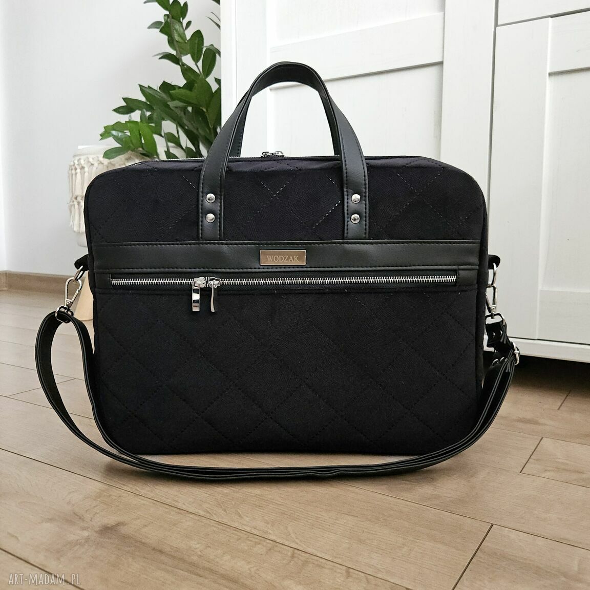 na laptopa: Torba biznesowa Melania czarna Ręczne wykonanie