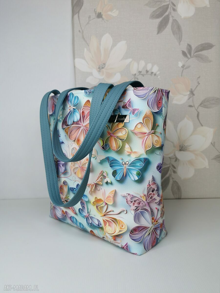 Torebka damska shopper bag na ramię - motyle z niebieską ekoskórą, zamykana na zamek (A4)