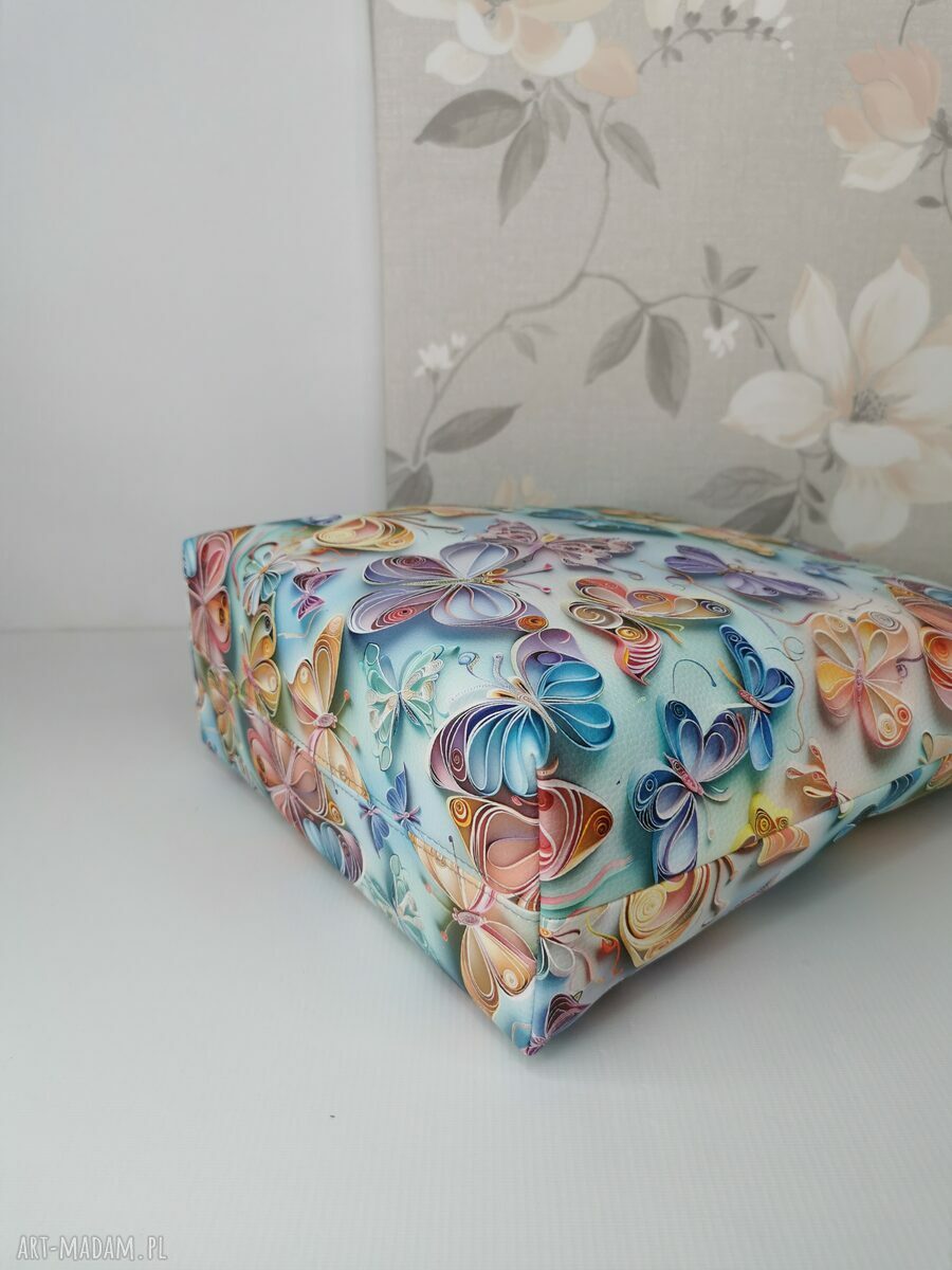 Torebka damska shopper bag na ramię - motyle z niebieską ekoskórą, zamykana na zamek (A4)