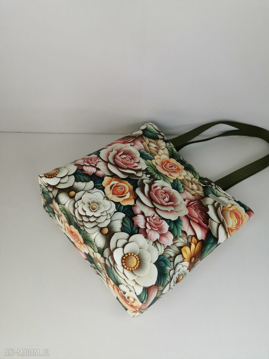 Torebka damska shopper na ramię zamykana - ekoskóra z kwiatami 3D