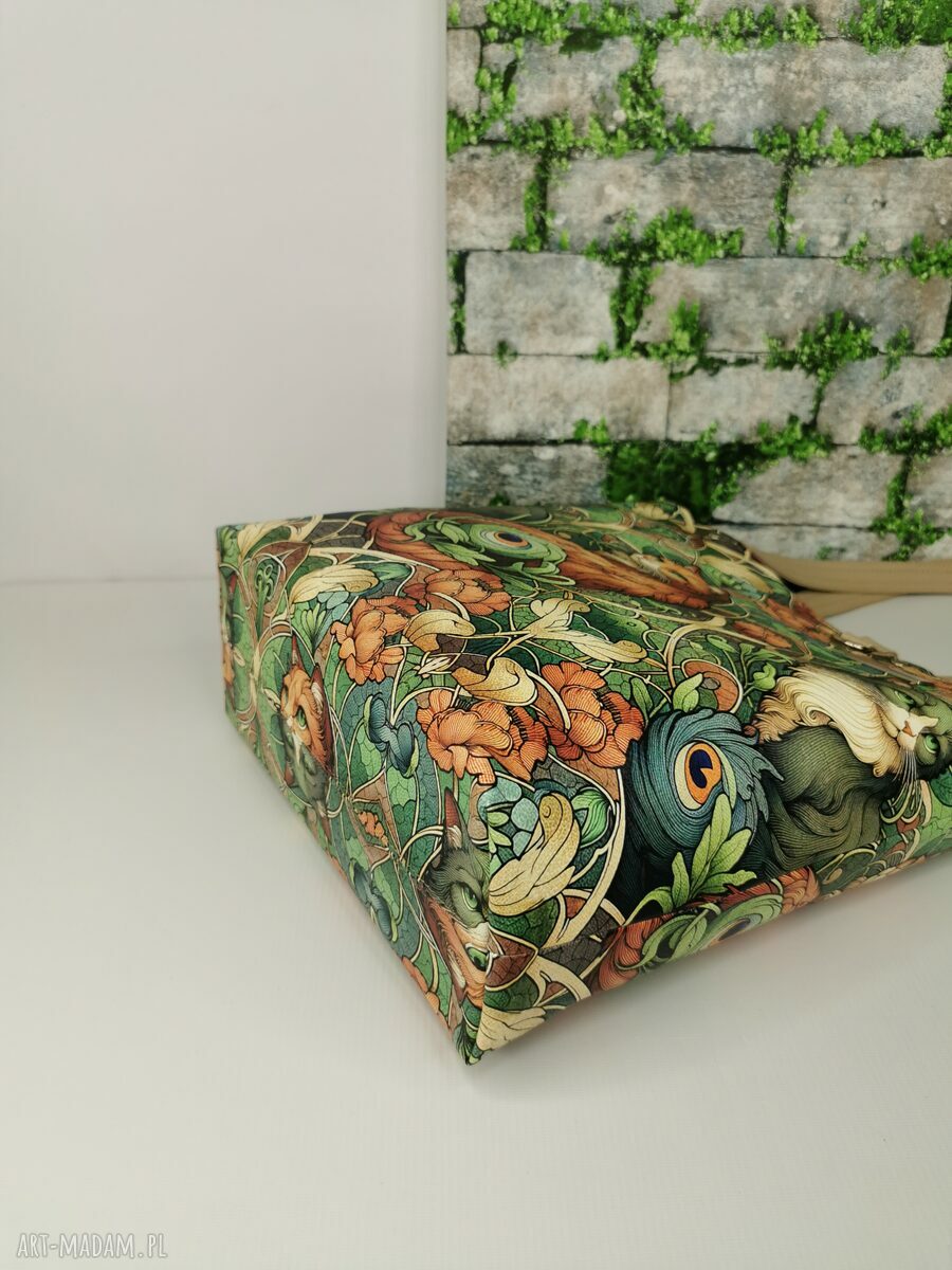 Torebka damska shopper bag na ramię w koty - ekoskóra kaletnicza, zamykana na zamek (A4)