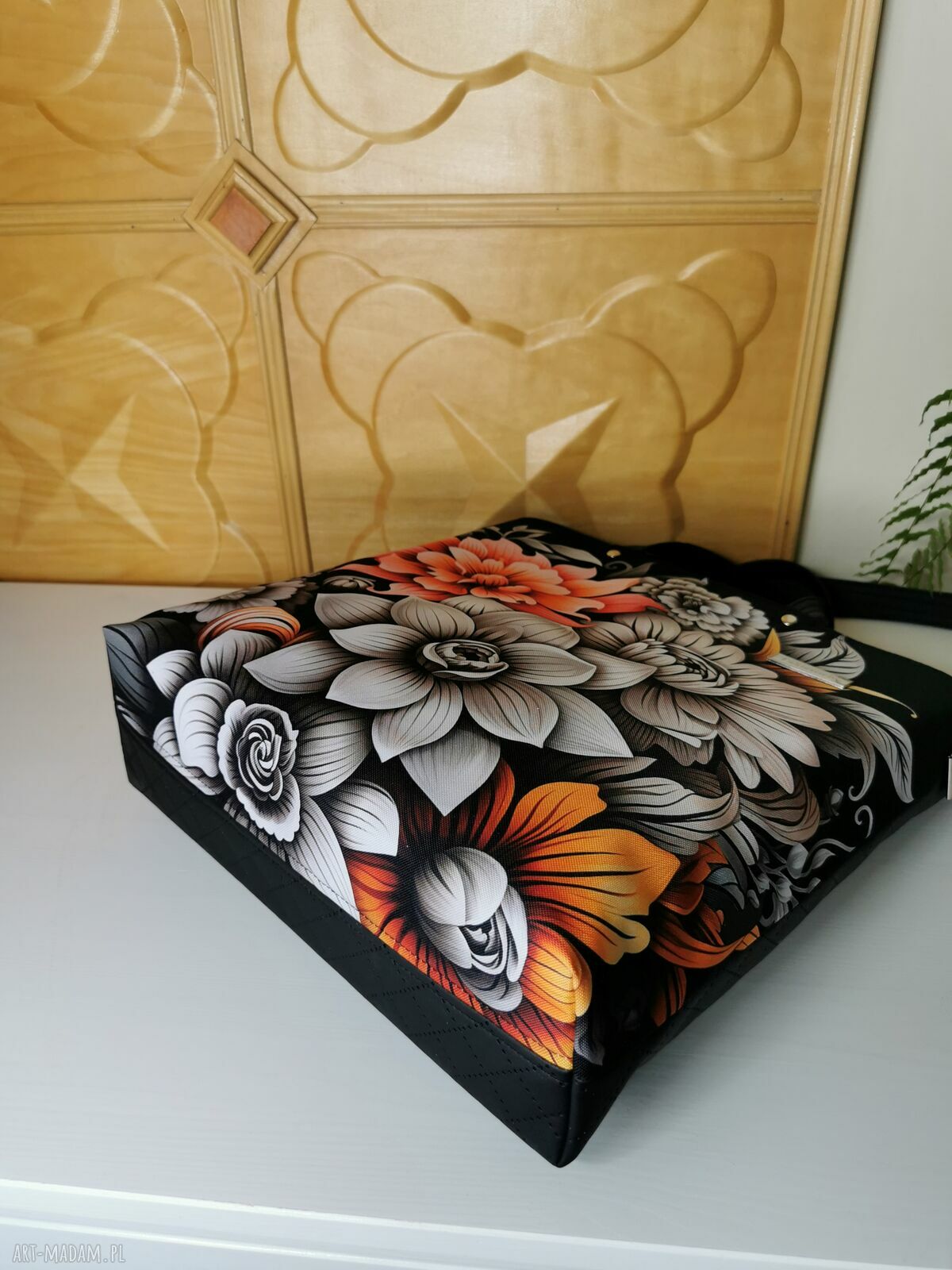 Torebka damska shopper bag na ramię z kosmetyczką - bukiet kwiatów