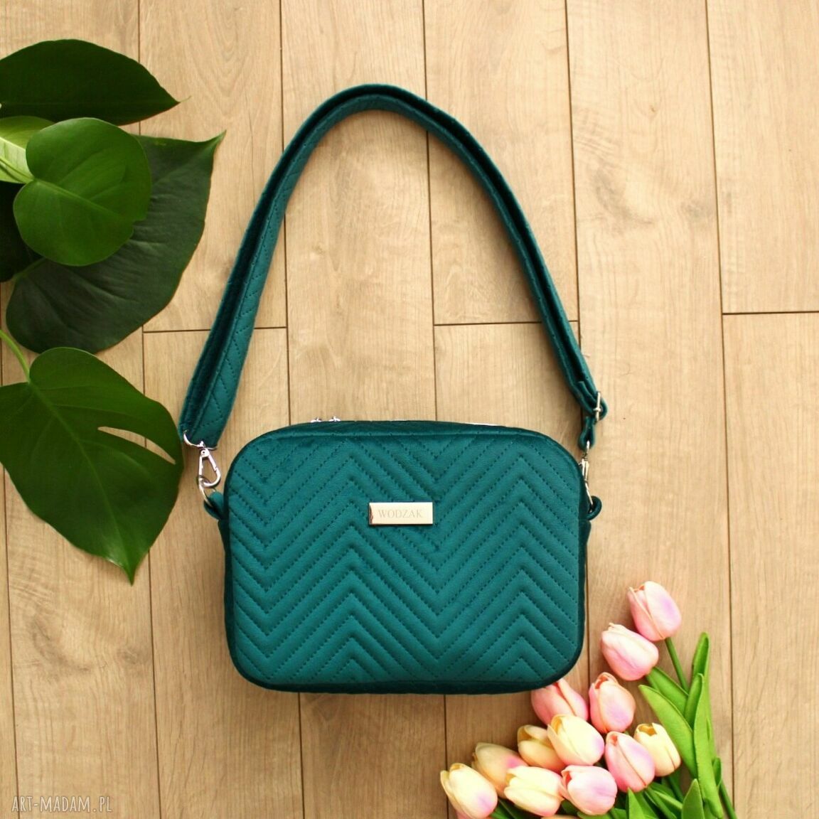 na ramię: Torebka listonoszka z turkusowego weluru Ręcznie zrobione