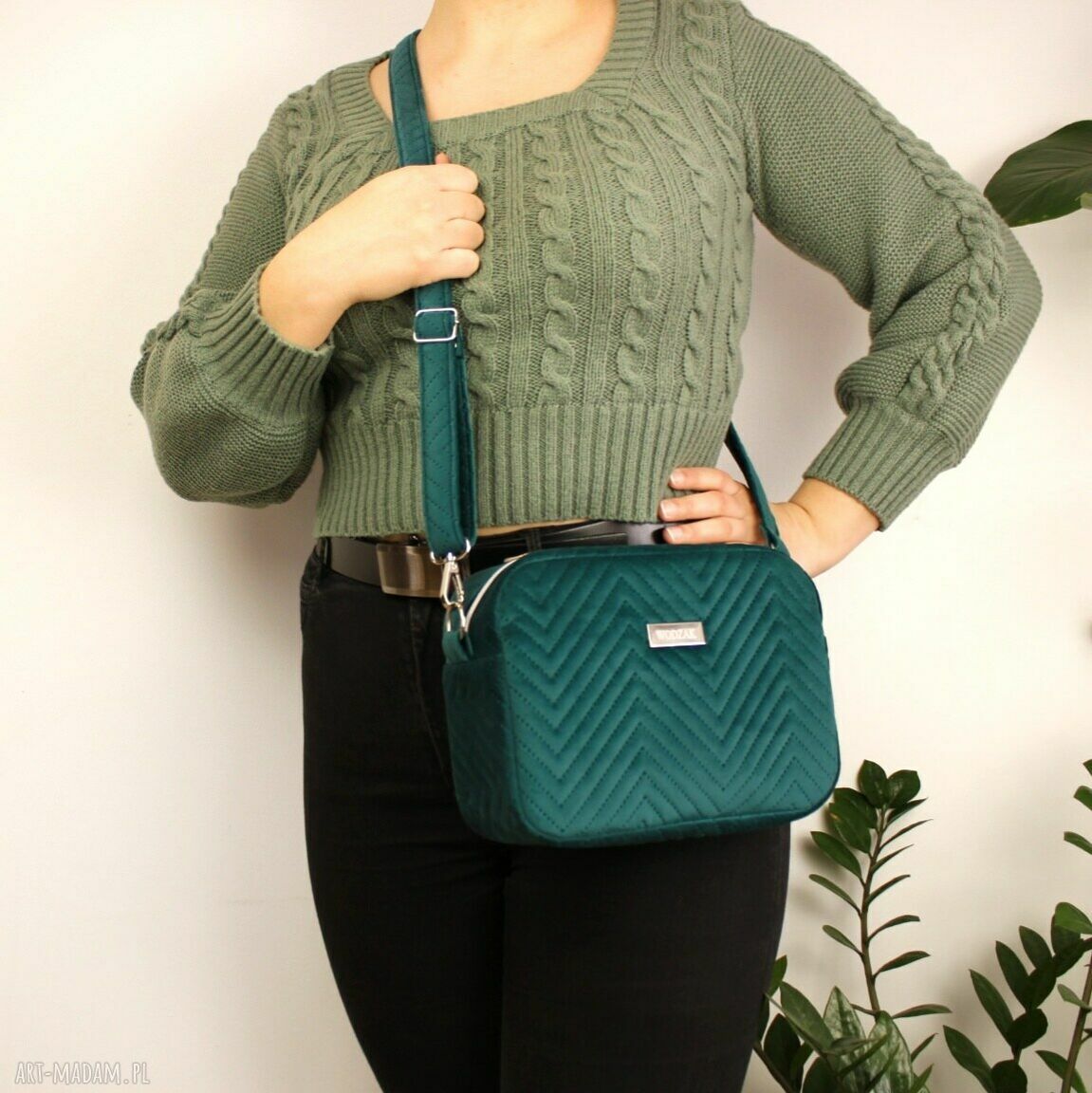 na ramię: Torebka listonoszka z turkusowego weluru Ręcznie zrobione