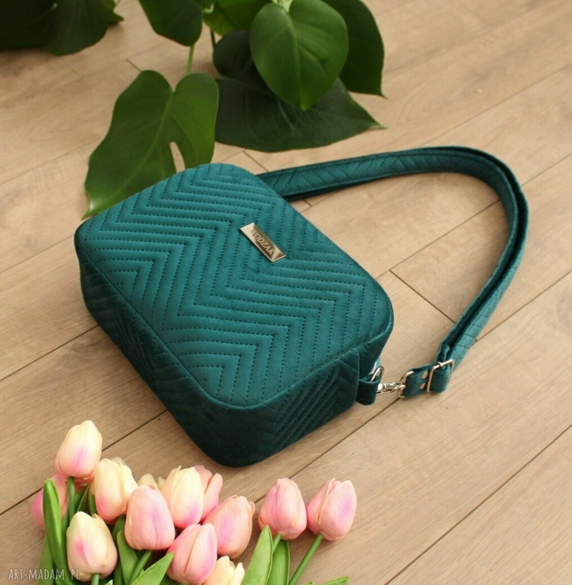 na ramię: Torebka listonoszka z turkusowego weluru Ręcznie zrobione