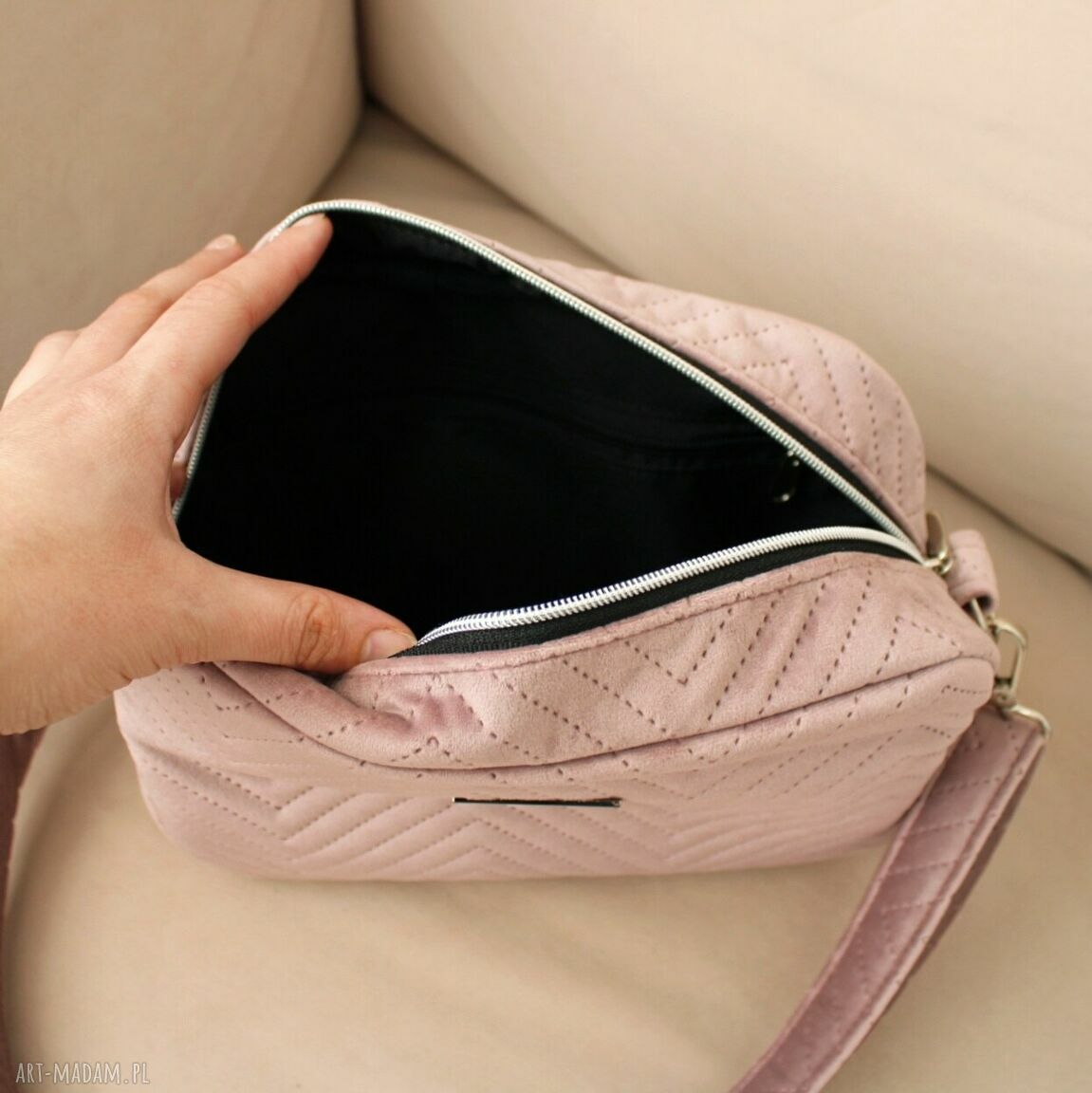 na ramię: Torebka listonoszka z wrzosowego weluru Ręcznie zrobione