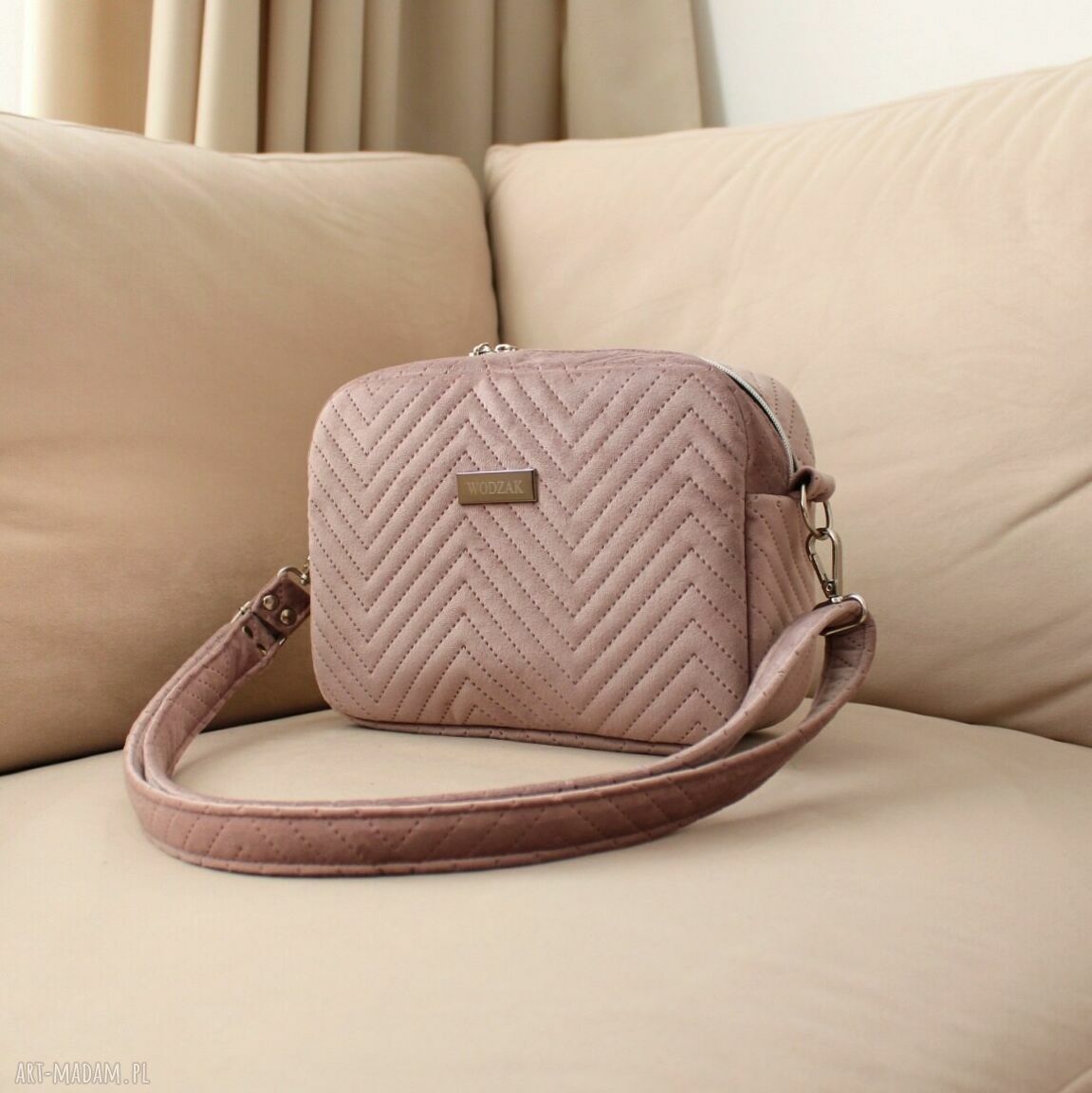 na ramię: Torebka listonoszka z wrzosowego weluru Ręcznie zrobione