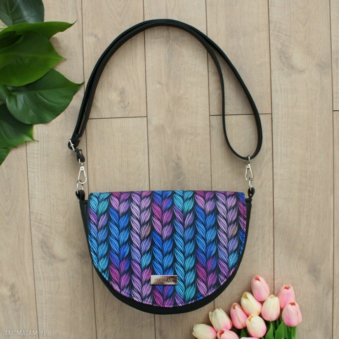 Torebka damska erin czarna klapką warkocze elegancka ramię