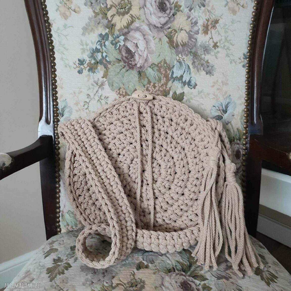 Torebka okrągła na ramię ze sznurka 28 cm - ręcznie szydełkowana