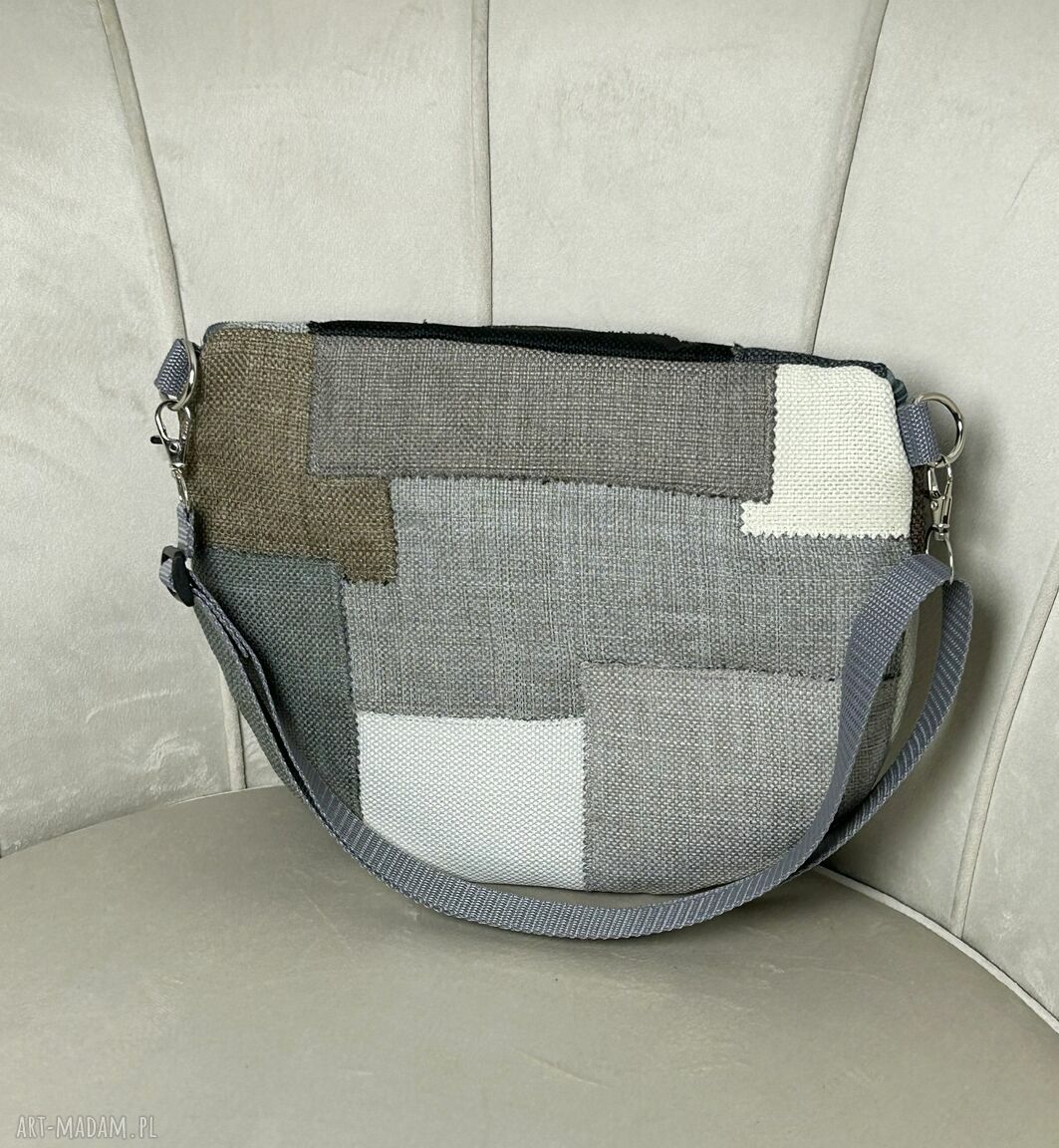 Ręcznie robiona torebka nerka patchwork - zero waste upcycling szaro-beżowa