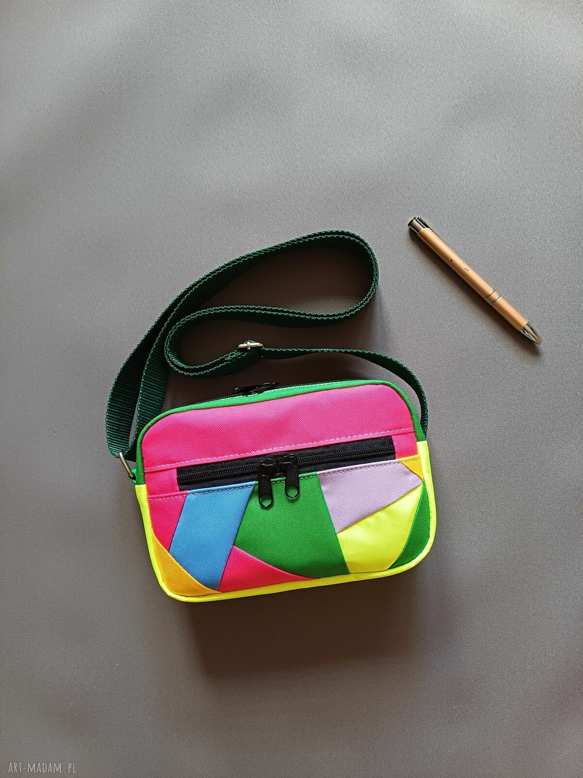 Torebka saszetka Play with colors na ramię