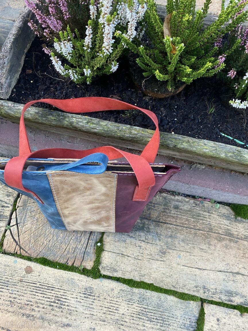 Kolorowa skórzana mini torebka handmade - mały kuferek z kieszonką