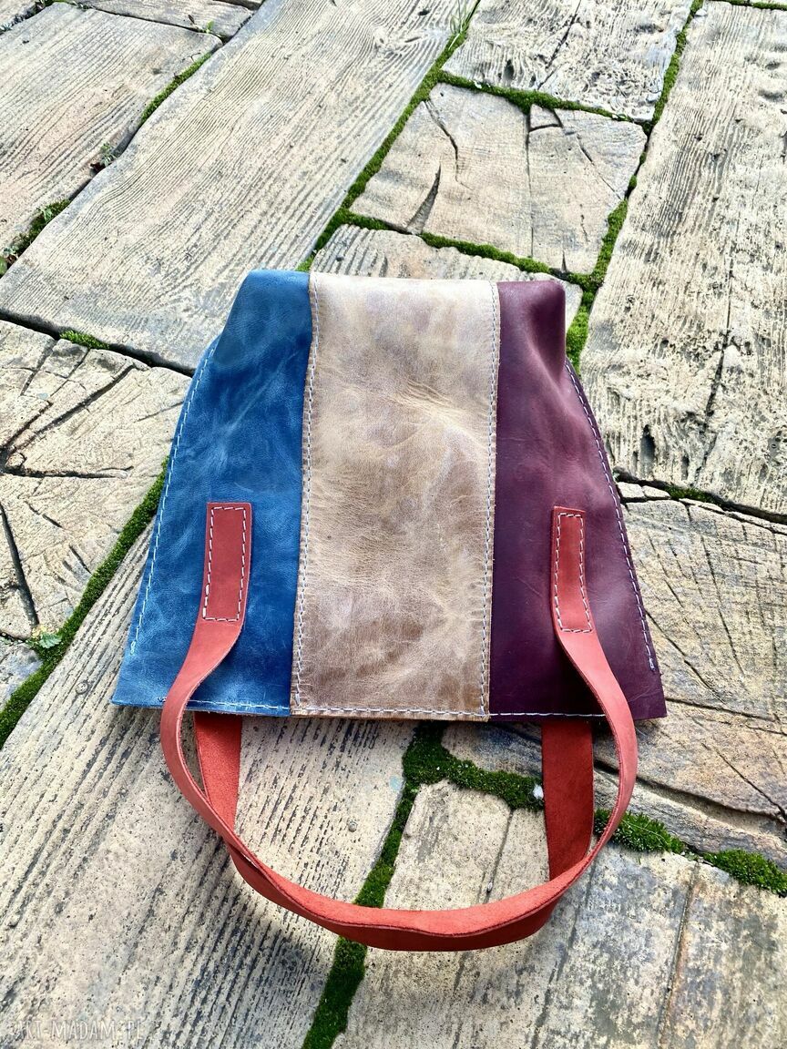 Kolorowa skórzana mini torebka handmade - mały kuferek z kieszonką
