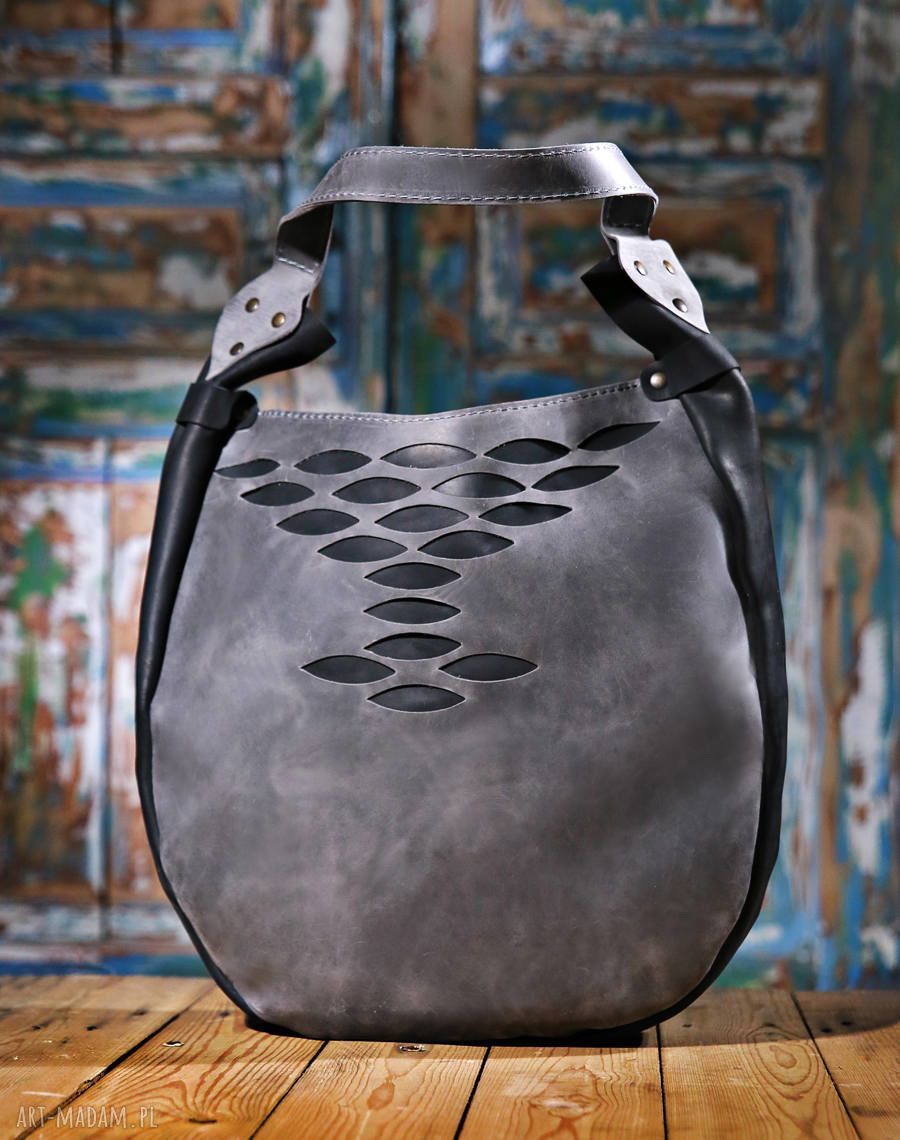 Torebka na ramię handmade - skórzany worek ze skór polskich