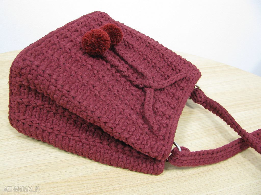 Bordowa torebka na ramię szydełkowa crochet