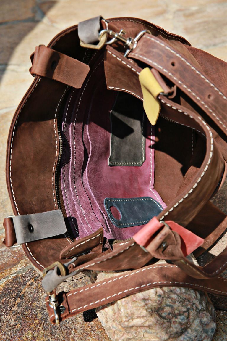 Brązowa torebka skórzana na ramię handmade - crossbody z kieszeniami