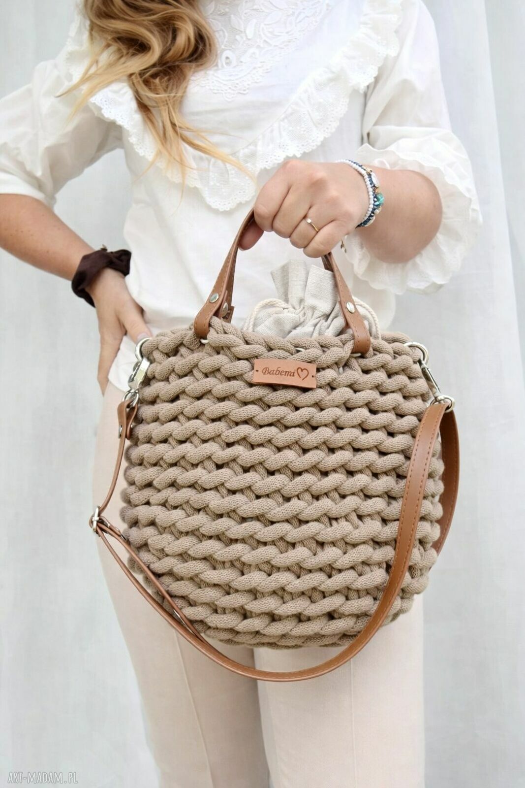 Piaskowa torebka Boho Wave Bag z grubego sznurka bawełnianego, ręcznie robiona na szydełku