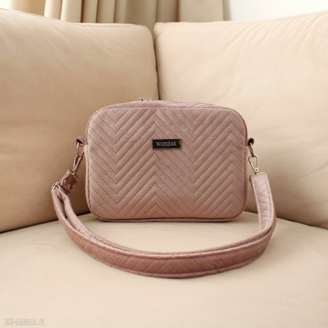 na ramię: Torebka listonoszka z wrzosowego weluru Ręcznie zrobione