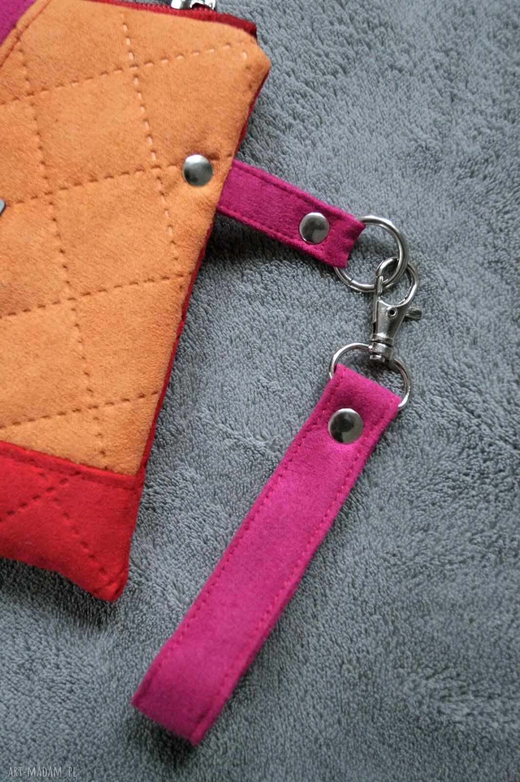 Trójkolorowa pikowana kosmetyczka handmade - patchwork dla Twojej torebki