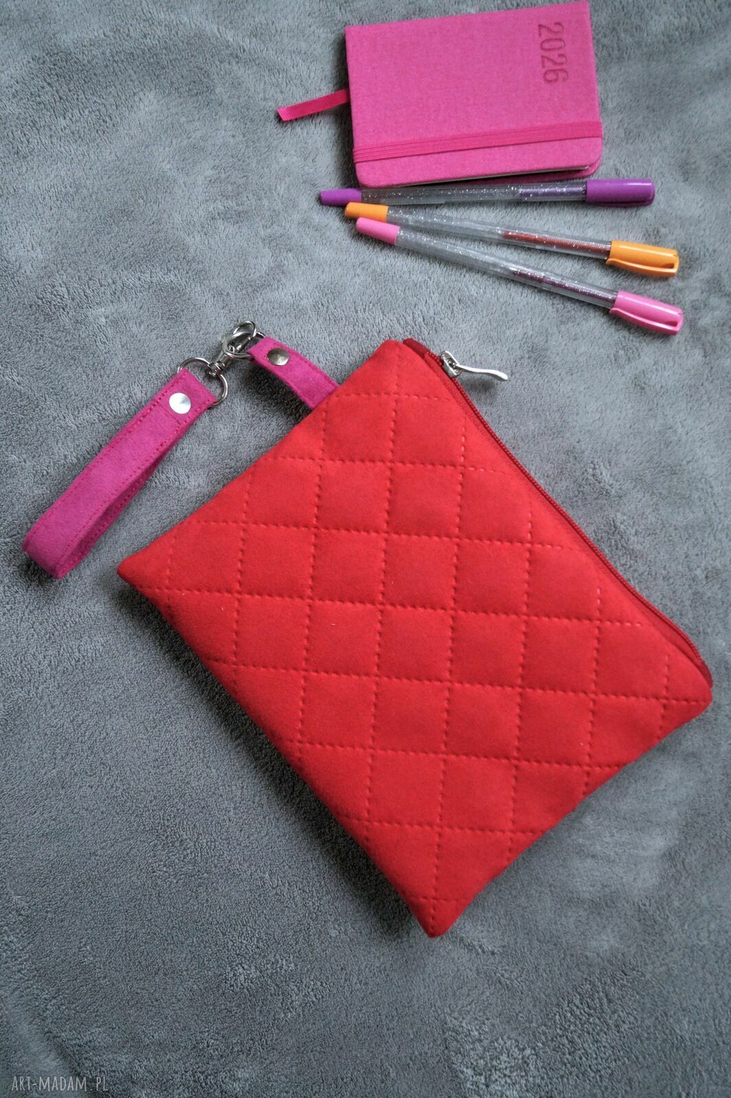 Trójkolorowa pikowana kosmetyczka handmade - patchwork dla Twojej torebki