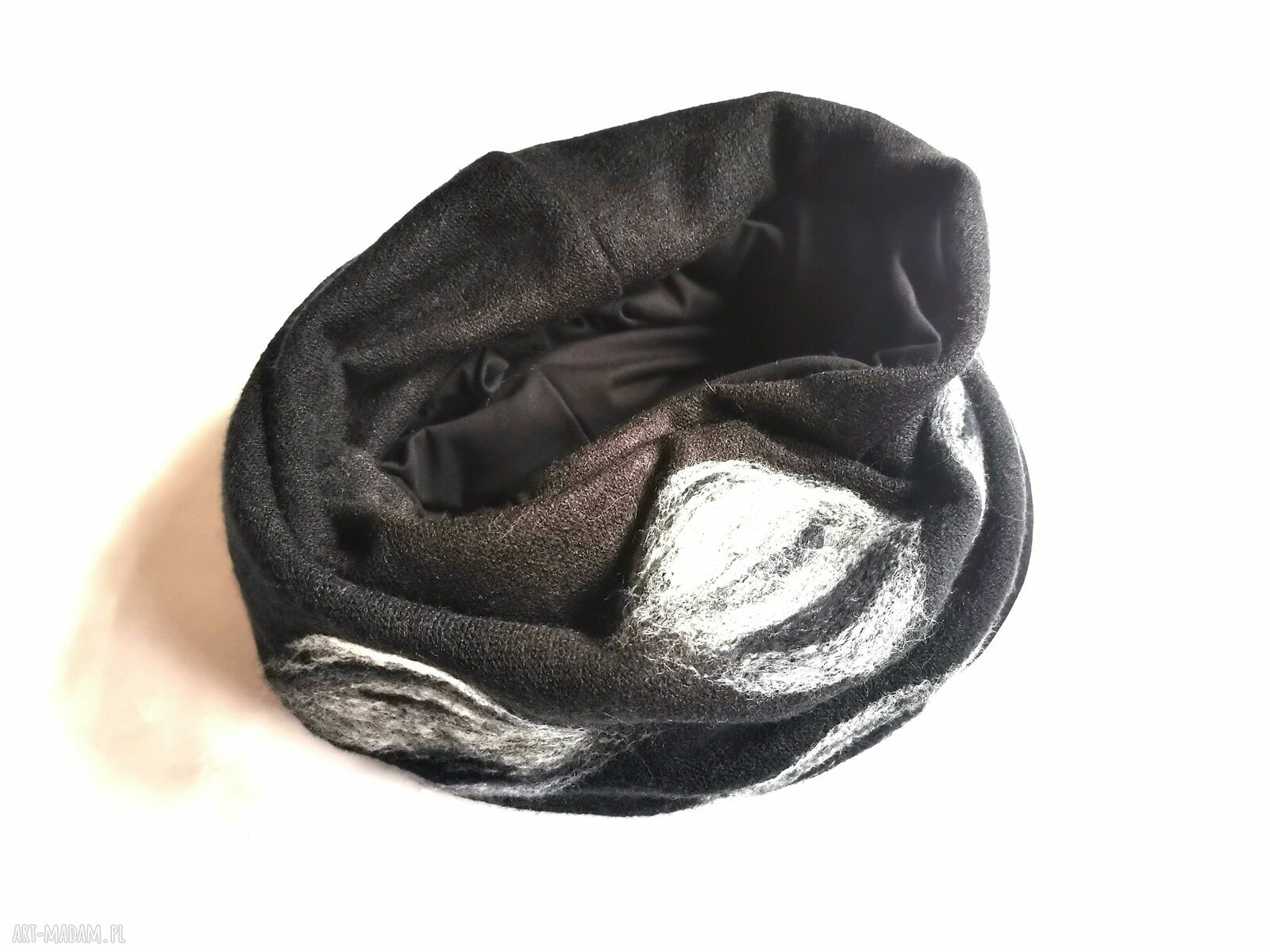 Czarny komin tuba z wełny filcowanej 33 x 48 cm na podszewce