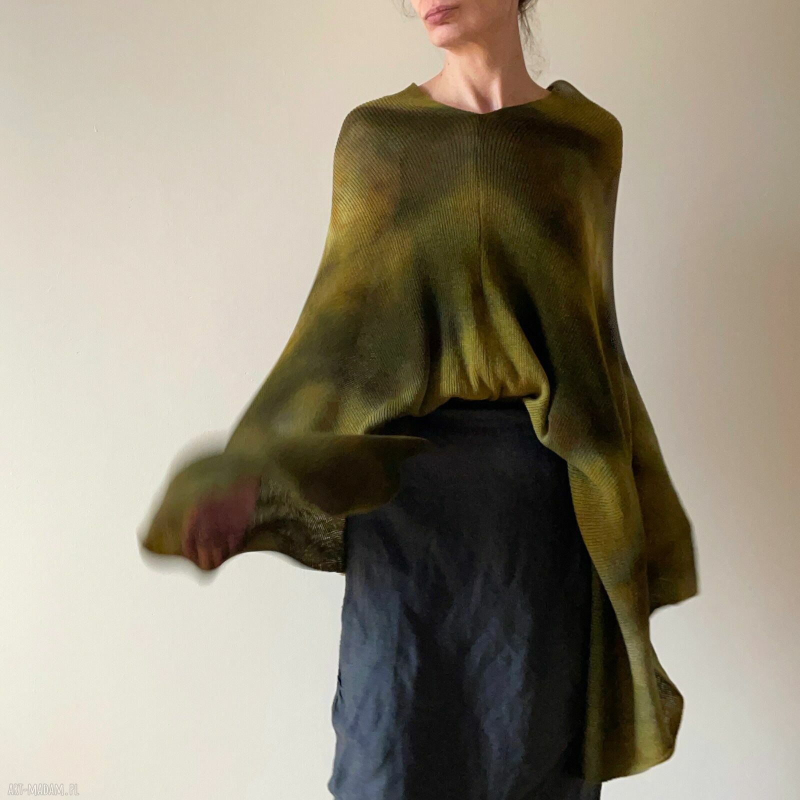 Narzutka z wełny merino khaki i musztarda - unikatowe ponczo handmade