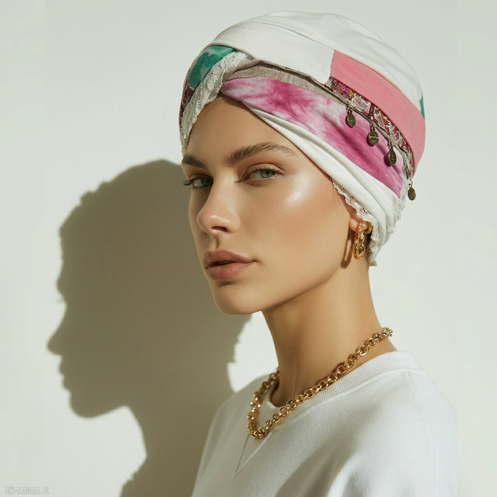 Turban boho z koronką, szyty z różnych materiałów - unikalny egzemplarz