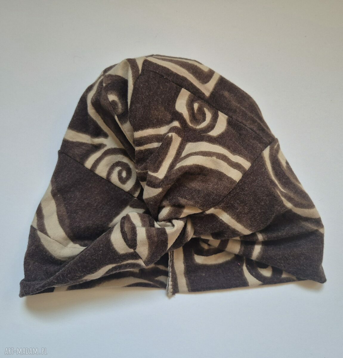 Turban brązowy we wzory - ciepły i miękki, ręcznie robiony z recyklingu
