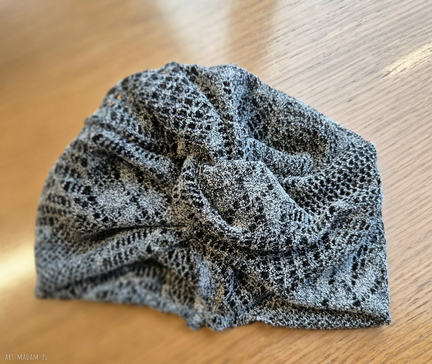 Turban codzienny koronkowy szary - obwód uniwersalny