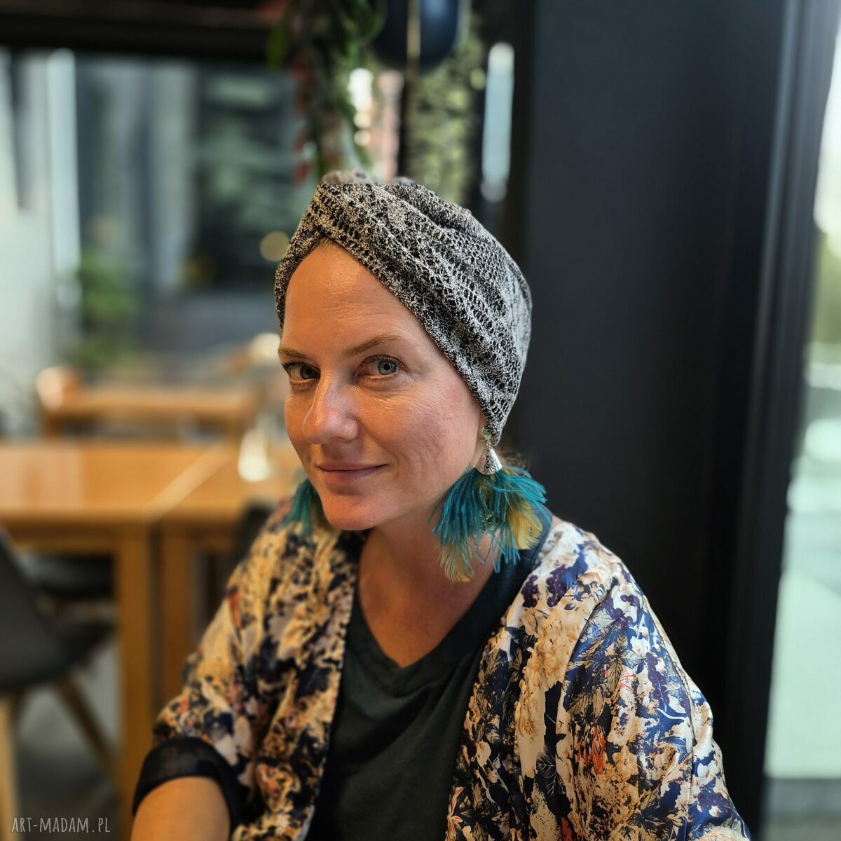 Turban codzienny koronkowy szary - obwód uniwersalny